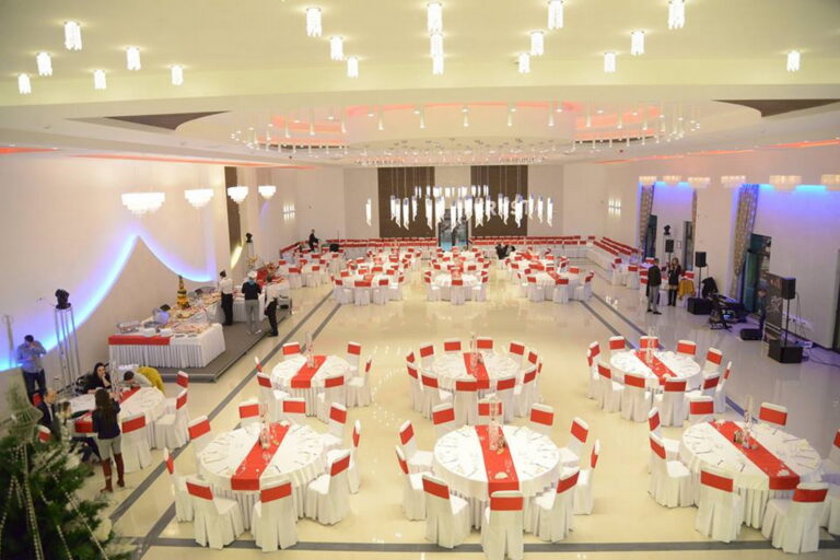 Crystal Hotel & Event Center — ketering firma, Novi Sad