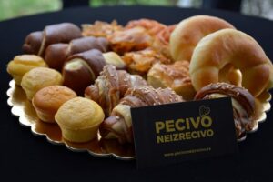 Pecivo Neizrecivo