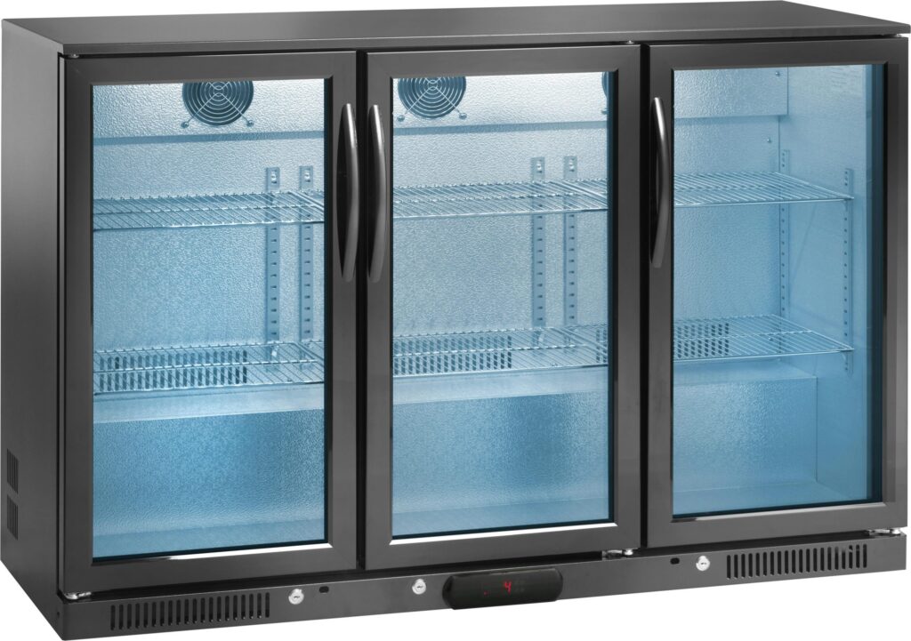 Rashladni bar pult Amitek AK301BB — 300 l, 3 staklena vrata