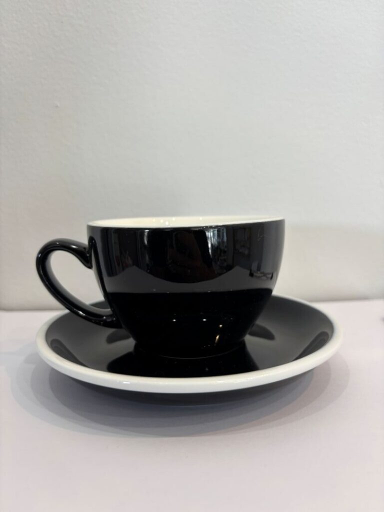 Šolja sa tacnom, crna, 200ml