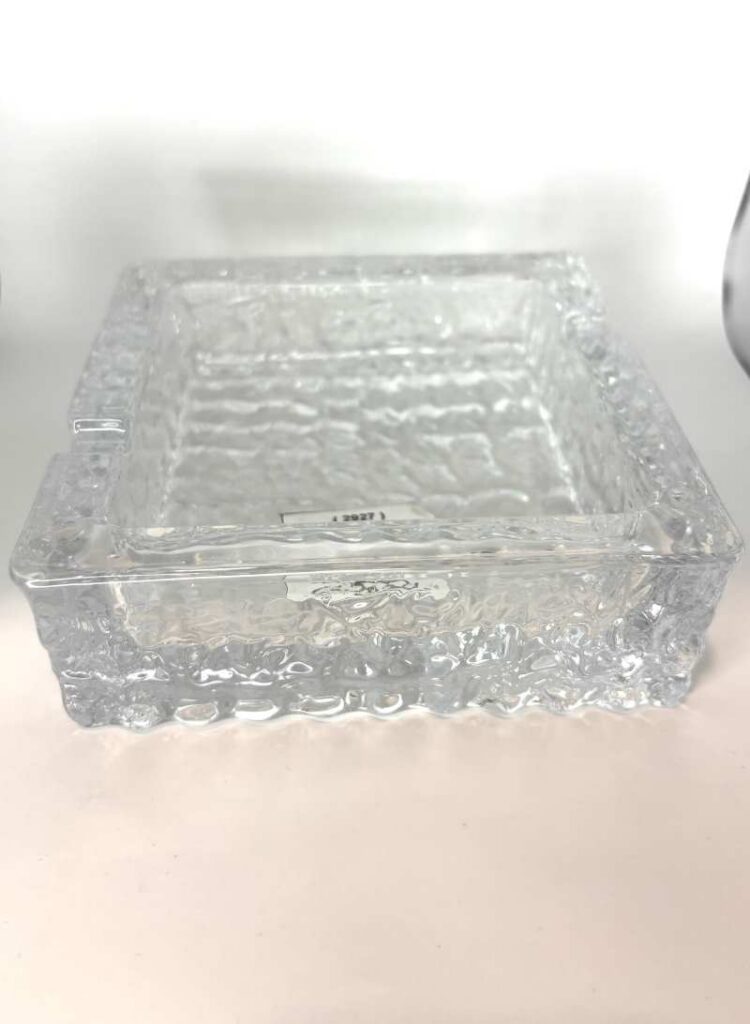 Staklena pepeljara 13 cm